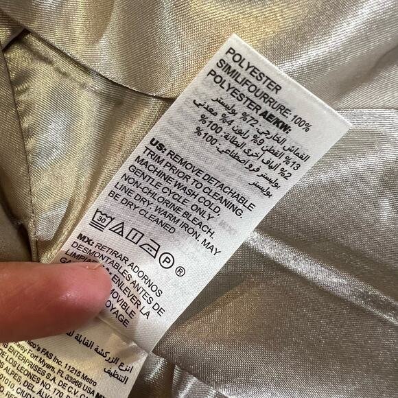 Chico's NWT Jacquard Jacket Convertible Faux Fur Cuff Cream Silver size 1P 8-10P - Picture 3 of 13